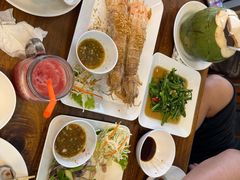 -两兄弟Song Pee Nong(2号店)