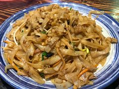 -蚝美人·生蚝海鲜烧烤(茶花园店)