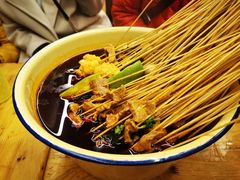 -拈签一笑黄牛肉辣卤串串