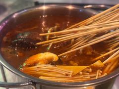-夜火烤摊·东北烧烤酒场·老杨小黄鱼
