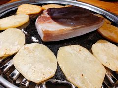 -唯成•韩国炭火烤肉 유성고기