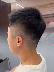 -PE SALON