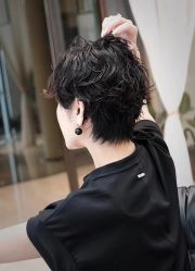 -+奈造型设计