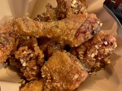 炸鸡翅一半一半-富乐满韩国正宗炸鸡韩国料理(虹泉路店)