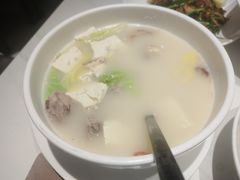 -皇城根·鲁菜济南菜·吊炉烤鸭·炒鸡鱼头(济南旗舰店)