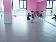 -芳菲舞蹈(杨莲路店)