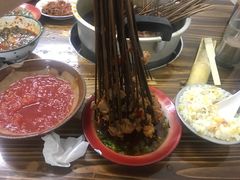 -咏勝锑锅麻辣烫(净居寺路总店)