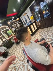 -豪帅男士理容馆