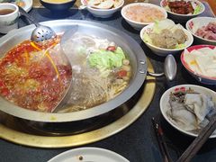 -沸炉重庆老火锅(军事博物馆店)