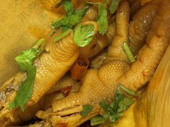 -八一路好吃街(雨田商务大厦店)