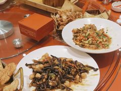 -鱼满舱·鲜活海鲜·正宗鲁菜