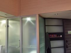 -喜鹊愉家酒店(郑州曼哈顿博览中心地铁站店)