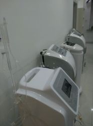 -荟草堂痘肌修护中心