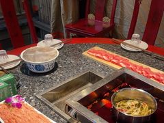 -二荆条·蜀鲜汇城市森林火锅