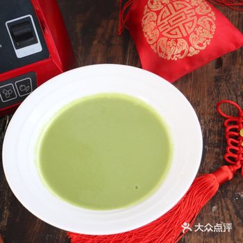 西蓝花土豆培根浓汤是我家小朋友的最爱,鲜香美味