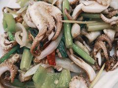 -覃记海鲜美食餐厅