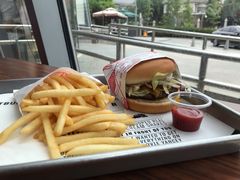 -FATBURGER 特富客汉堡(外交公寓店)