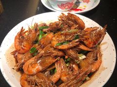 杭州老头儿油爆基尾虾-老头儿油爆虾·知味杭州(爱琴海购物中心)