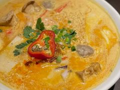 -大头虾越式风味餐厅(光明广场店)