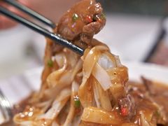 湿炒牛河-镛记酒家