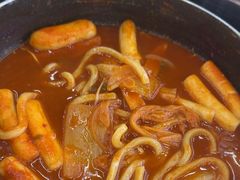 -三清洞摩西韩式年糕火锅(威高广场店)
