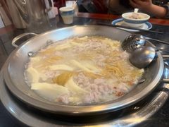 -老来福·非遗酸汤兔(凯旋路店)