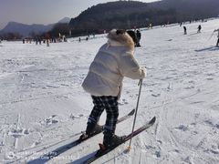 -济南卧虎山滑雪场