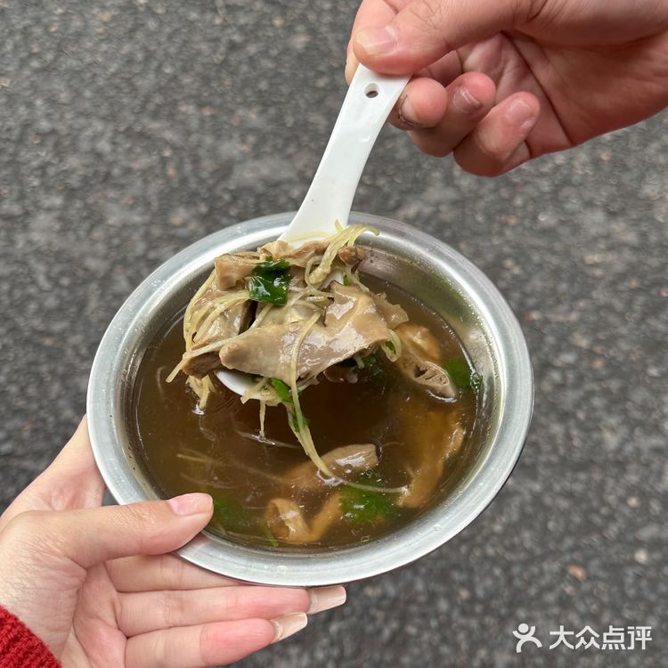 在泉州!不会要轻易怀疑闽南人的牛肉馆…..