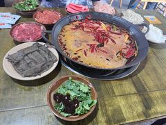 -黄潇洒老火锅(九眼桥宏济巷店)