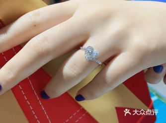 看惯了普通的圆钻    今天来点不一样的 异形钻石