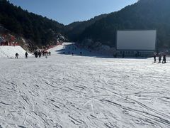 -元宝山滑雪场