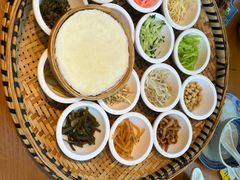 -包整·丝娃娃(一览甲秀楼风景店)