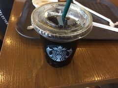 星巴克(古美路店)-星巴克(古美路店)
