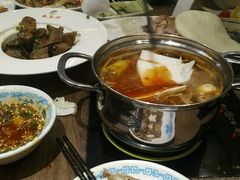 -龙聚德北京烤鸭(沙坪坝华宇A馆店)