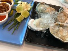-光海鲜鱼翅餐厅(叻差拉披色路店)