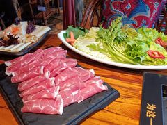 -老牌坊云南鱼豆花火锅(哈西万达店)