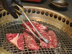 -铭牛烧肉·和牛海鲜自助(高新月牙湖店)