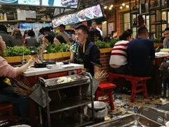 自助取餐区-钢管厂歆瑞源油卤串串香(春熙路太古里店)