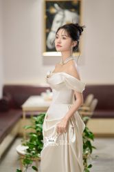 点击看大图 -艾拉·女王婚纱礼服馆