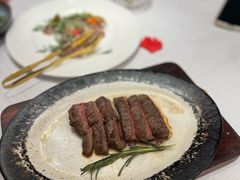 -Mogul Eatery·大亨餐酒馆