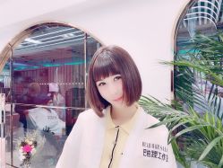 -BULB STUDIO 巴柏明星发型工作室