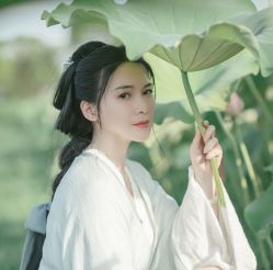 -汉仪华裳汉服馆(打浦桥店)