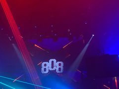 -808 LiveHouse