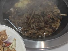-冰城焰会大丰收铁锅炖(萝岗万达金街店)