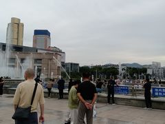 -泉城广场