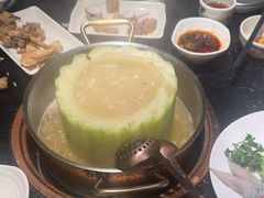 -得意咚瓜·顺德鱼生·冬瓜火锅(深圳首店)