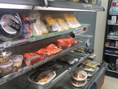 -全家便利店(杭州龙翔桥地铁站店)