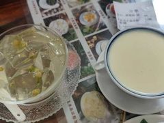 -周大娘牛乳(旧寨古村总店)