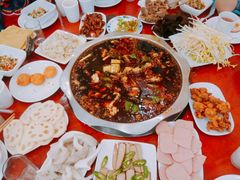 -刘胖娃鱼庄·特色肥肠鱼(杨家坪店)