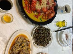 金汤蒜泥龙虾-香满锅老北京羊蝎子火锅·家常菜(新街口店)